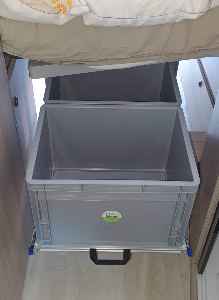 Cassettiera apertura interno van