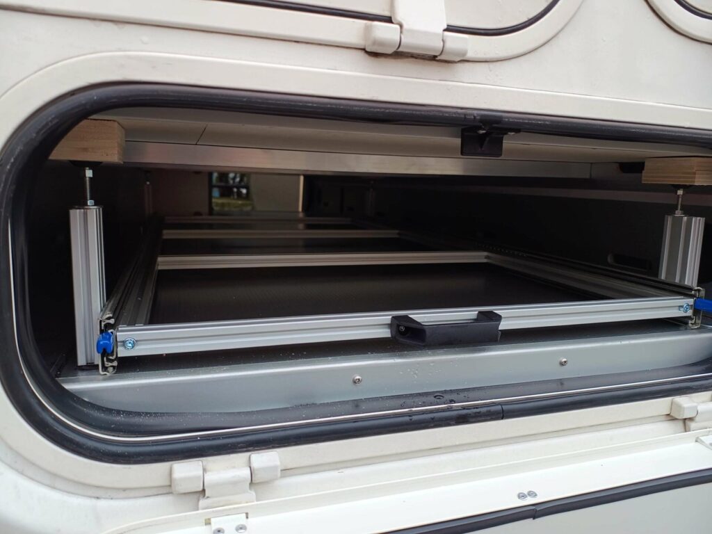 CORE X sistema contenitori estraibili camper rapido distinction i96 2