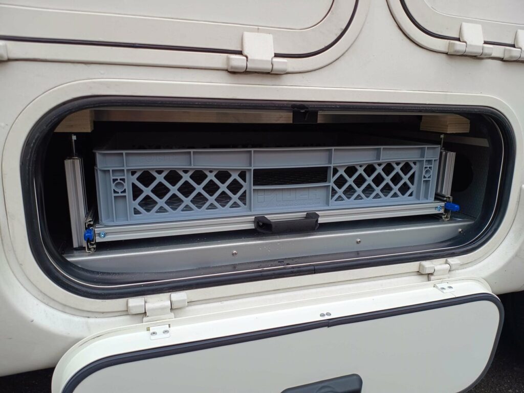 CORE X sistema contenitori estraibili camper rapido distinction i96 4