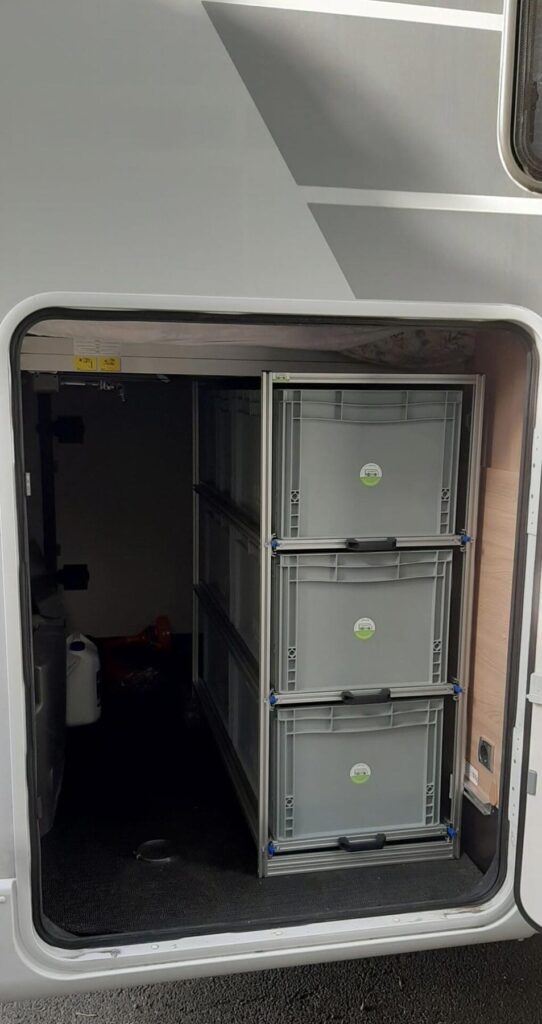 Contenitori estraibili EUROBOX sistema Infinity L40 per garage camper Laika Kosmo 912