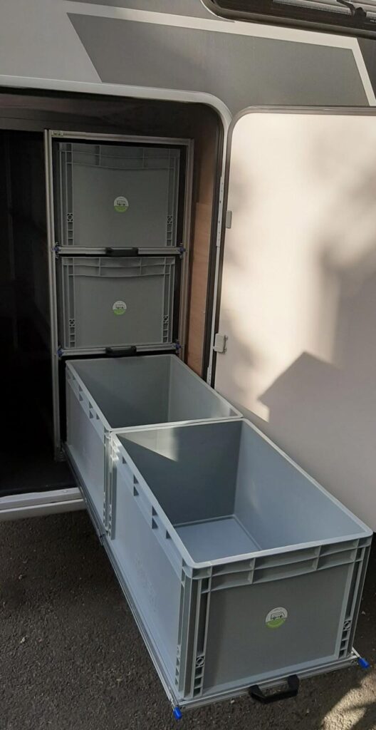 Contenitori estraibili EUROBOX sistema Infinity L40 per garage camper Laika Kosmo 912