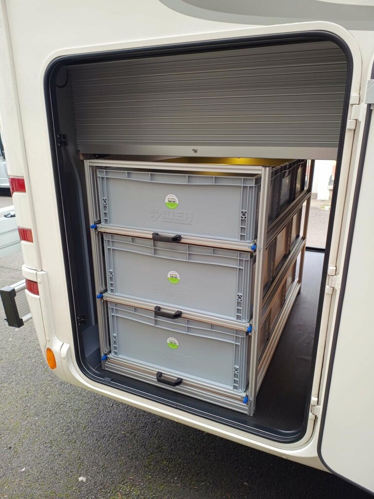 INFINITY L60 sistema contenitori estraibili camper rapido distinction i96 1