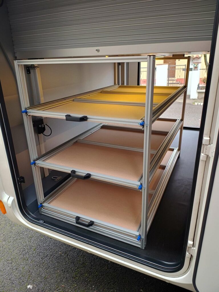 INFINITY L60 sistema contenitori estraibili camper rapido distinction i96 3