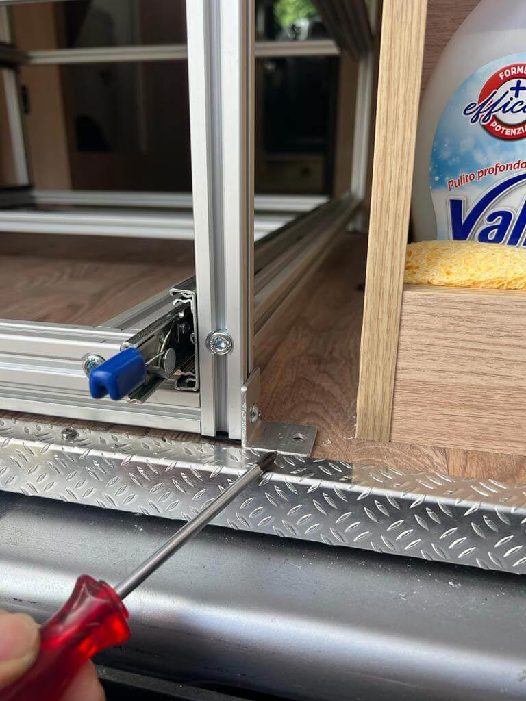 SPACE L60 sistema contenitori estraibili van Giotti Van 540 4