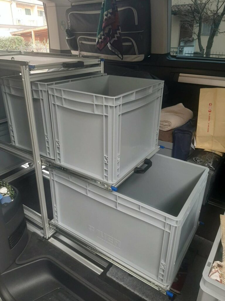 SPACE contenitori estraibili volkswagen California 2