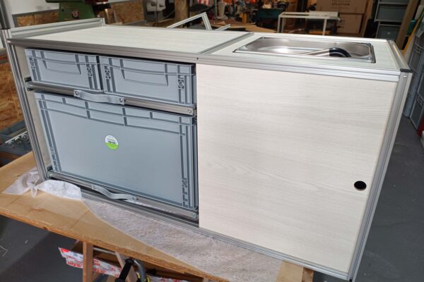 LEVANTE_cucina-minivan-monovolume_01 LEVANTE_cucina-minivan-monovolume_01