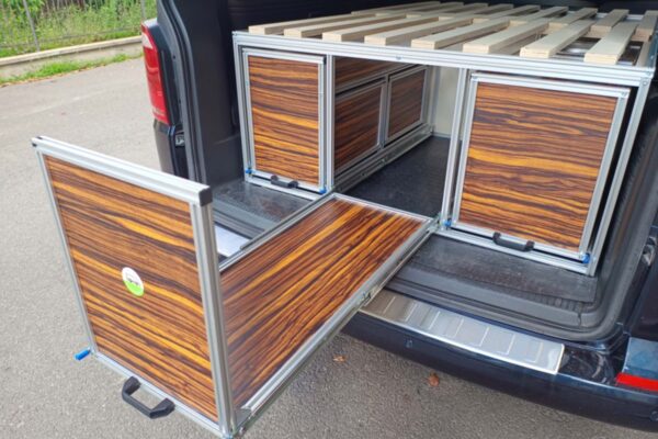 ORIZZONTE_rete-letto_cucina_minivan_07 ORIZZONTE_rete-letto_cucina_minivan_07