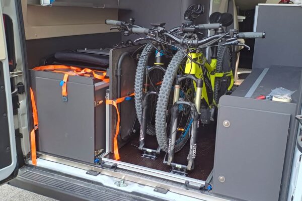ZEFIRO-BICI_pianale-estraibile-portabici_camper-van_9 ZEFIRO-BICI_pianale-estraibile-portabici_camper-van_9