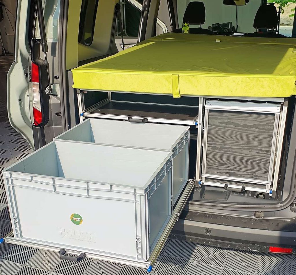 ORIZZONTE cucina rete letto minivan Ford Courier 03