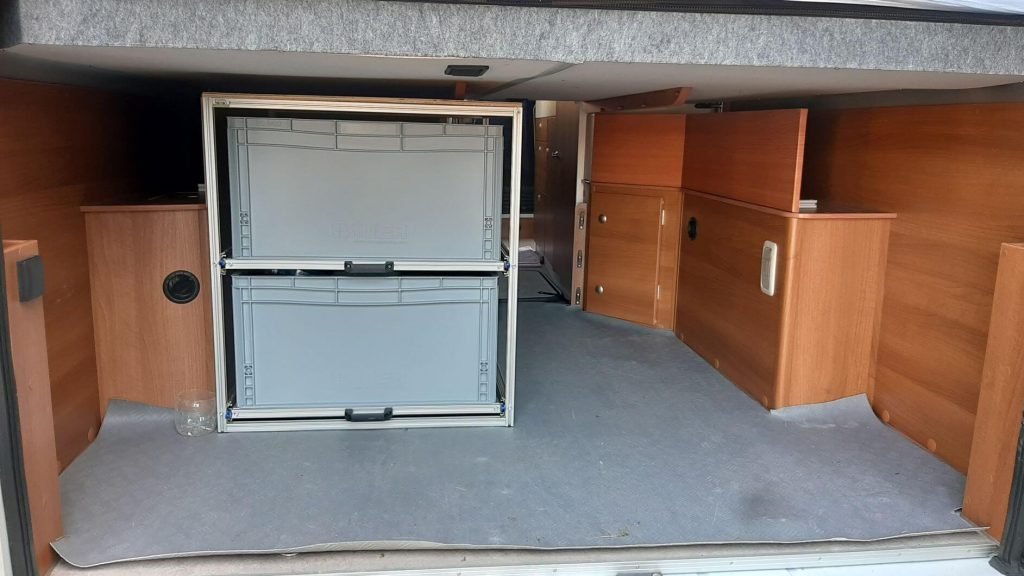 SPACE COMPACT contenitori estraibili Vantourer 600 01