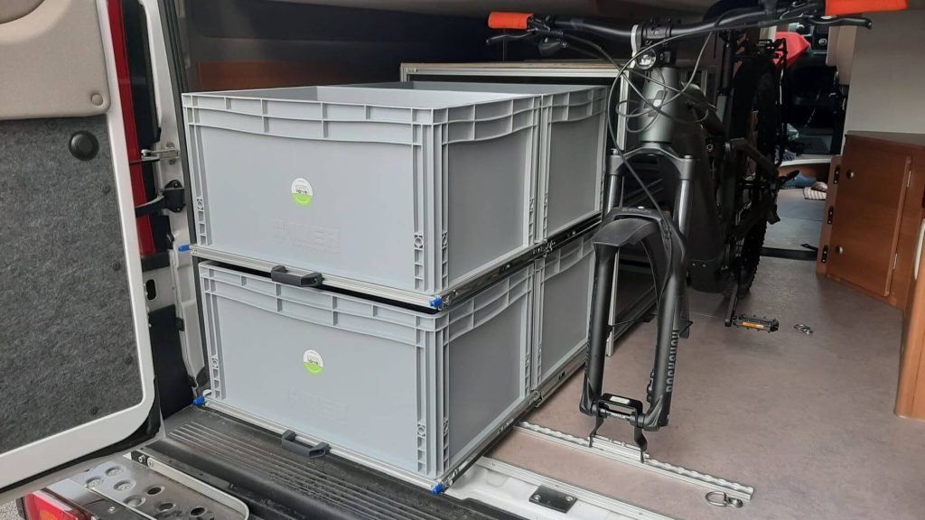 SPACE COMPACT contenitori estraibili Vantourer 600 05