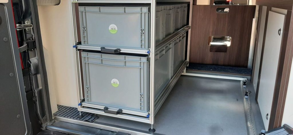 INFINITY L40 contenitori estraibili Possl Summit 600 Prime 02
