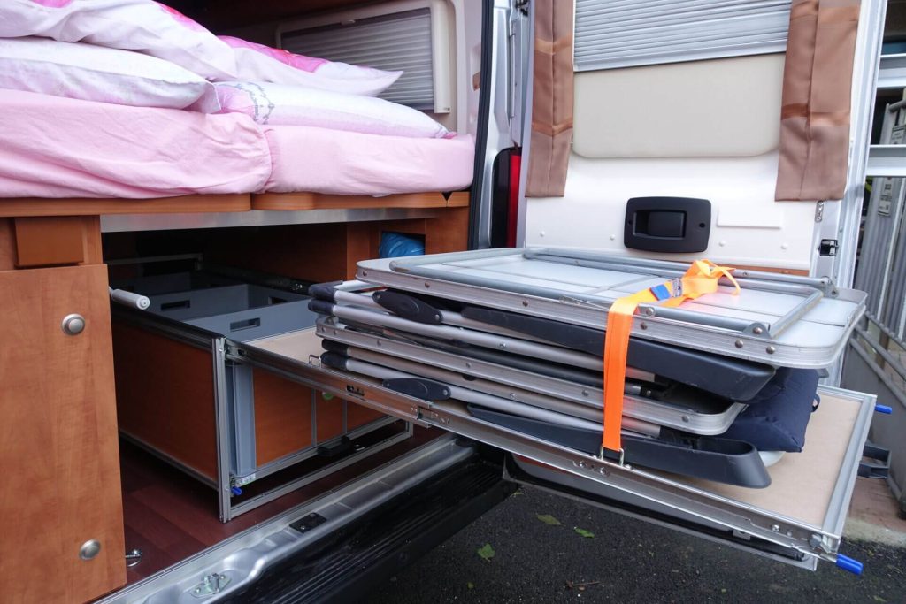 ZEFIRO INFINITY pianale contenitori estraibili VAN Carthago malibu 640 05